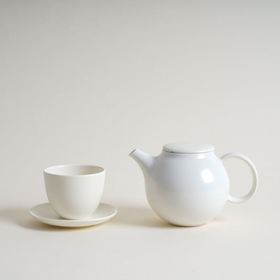 Shop Kitchen + Diningshop Kitchen + Dining Kinto Tea & Coffee Ware | Kinto Pebble Tea Cup & Saucer Set In White