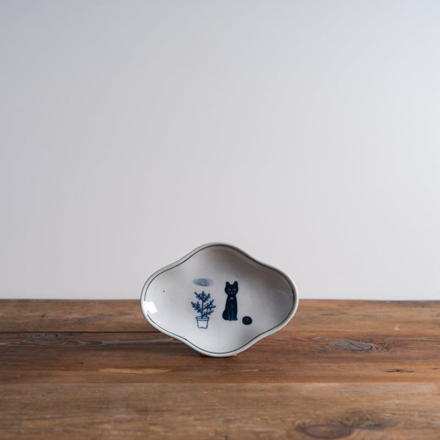 Shop Kitchen + Diningshop Kitchen + Dining Yeogi-Damki Plates & Bowls | Yeogi-Damki Hand-Painted Cloud Plate