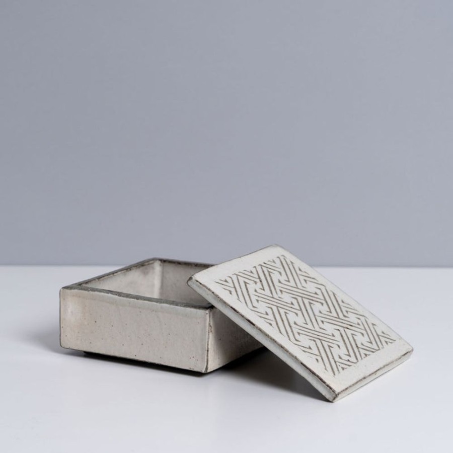 Shop Kitchen + Diningshop Kitchen + Dining Jang Hun Seong Plates & Bowls | Square Box With Patterned Lid